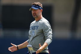 NFL, American Football Herren, USA Dallas Cowboys Training Camp Jul 29, 2023; Oxnard, CA, USA; Dallas Cowboys offensive