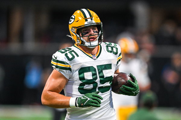ATLANTA, GA Ð SEPTEMBER 17: Green Bay tight end Tucker Kraft (85) warms up prior to the start of the NFL, American Footb