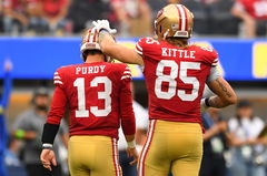 INGLEWOOD, CA &#8211; SEPTEMBER 17: San Francisco 49ers tight end George Kittle (85) consoles San Francisco 49ers quarterback