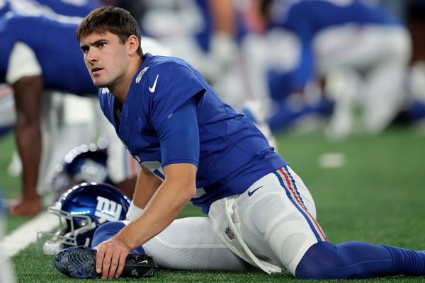 Giants' Daniel Jones remains unchanged after $160 million deal