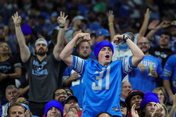 Syndication: Detroit Free Press Detroit Lions fans react to a play against the Atlanta Falcons during the first half at