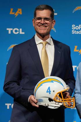 NFL, American Football Herren, USA Los Angeles Chargers-Head Coach Jim Harbaugh Introductory press conference, PK, Press