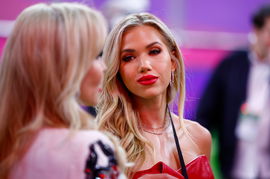 LAS VEGAS, NV &#8211; FEBRUARY 05: Gracie Hunt, daughter of Chiefs owner Clark Hunt during the Super Bowl LVIII Opening Night