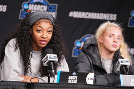 Syndication: The Des Moines Register LSU Lady Tigers forward Angel Reese (10) and LSU Lady Tigers guard Hailey Van Lith