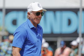 Golf: LIV Golf Miami &#8211; Final Round Apr 7, 2024; Miami, Florida, USA; Greg Norman walks on the practice ice green before