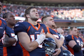 Tebow Traded to NY Jets FILE PHOTO – The Denver Broncos have traded their fan favorite quarterback TIM TEBOW to the New