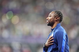 (240805) &#8212; PARIS, Aug. 5, 2024 &#8212; Gold medalist Noah Lyles of United States reacts during the victory ceremony of the m