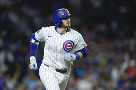 MLB, Baseball Herren, USA Oakland Athletics at Chicago Cubs Sep 17, 2024; Chicago, Illinois, USA; Chicago Cubs outfielde
