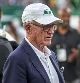 NFL, American Football Herren, USA 2024: Giants vs Jets AUG 24 New York Jets owner Woody Johnson during warm up prior to