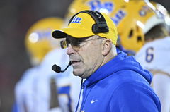 NCAA, College League, USA Football: Pittsburgh at Louisville Nov 23, 2024; Louisville, Kentucky, USA; Pittsburgh Panther