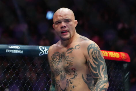 Anthony Smith