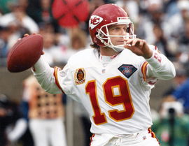 NFL: Kansas City Chiefs at Los Angeles Raiders