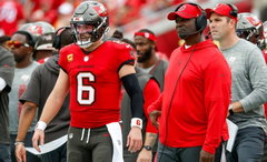 Baker Mayfield 6 and head coach Todd Bowles,