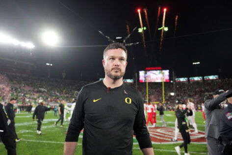 Dan Lanning Learns Alarming Oregon News from ESPN Analyst’s Strong Verdict