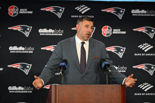 NFL: New England Patriots Mike Vrabel Press Conference