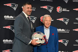NFL: New England Patriots Mike Vrabel Press Conference