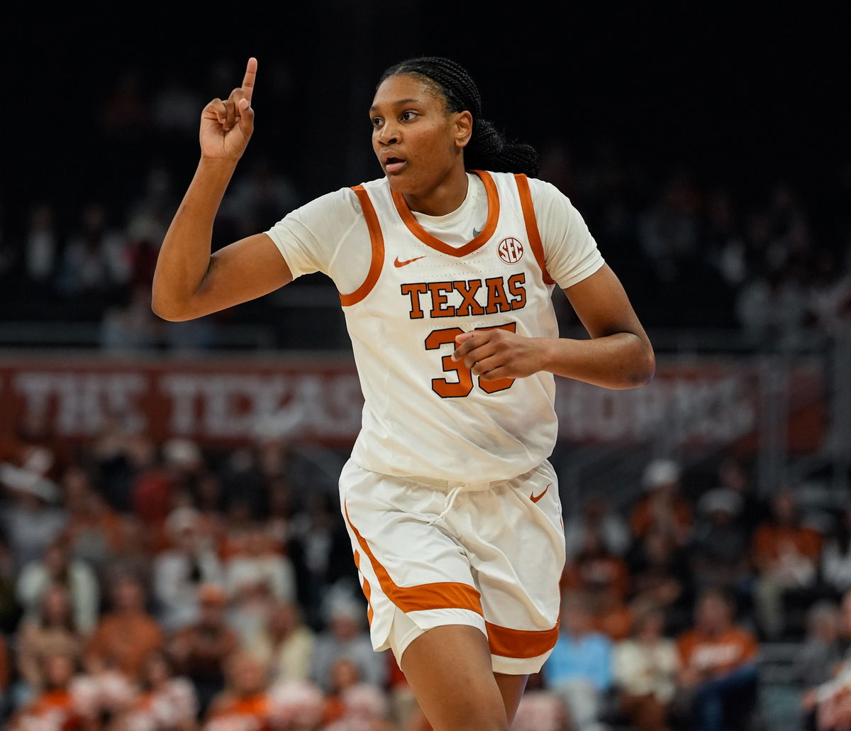 Who Are Madison Booker’s Parents? All About Carlos Booker and Stephanie Booker