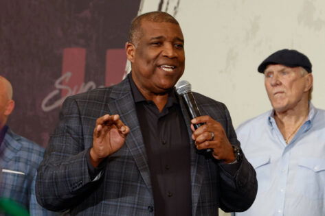Who Is Curt Menefee’s Wife Viollette Doloricon Menefee? Children, Family & More About FOX NFL Analyst