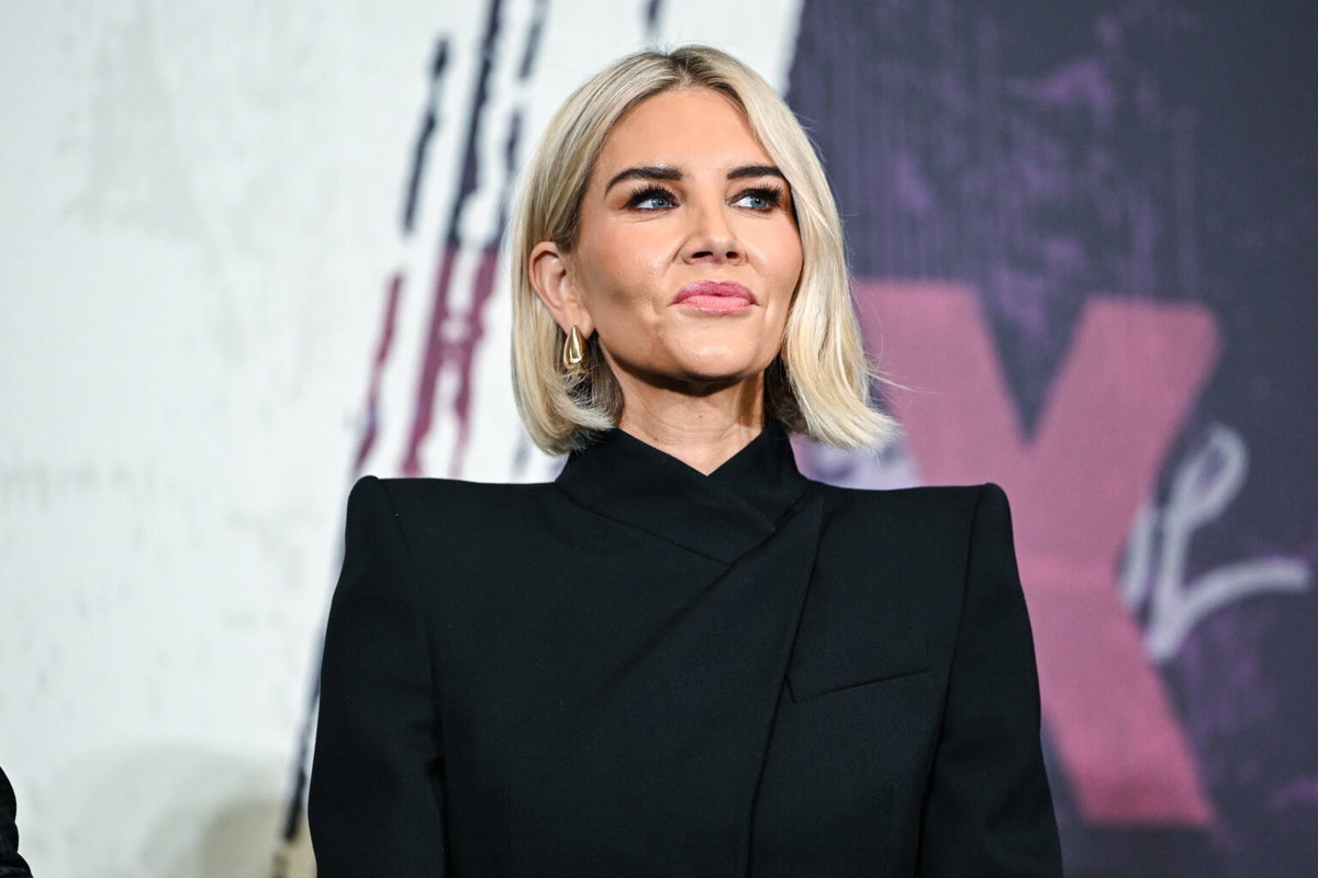 Charissa Thompson's Outfit Turns Heads on Amazon Broadcast as Reactions  Pour In From Erin Andrews & More