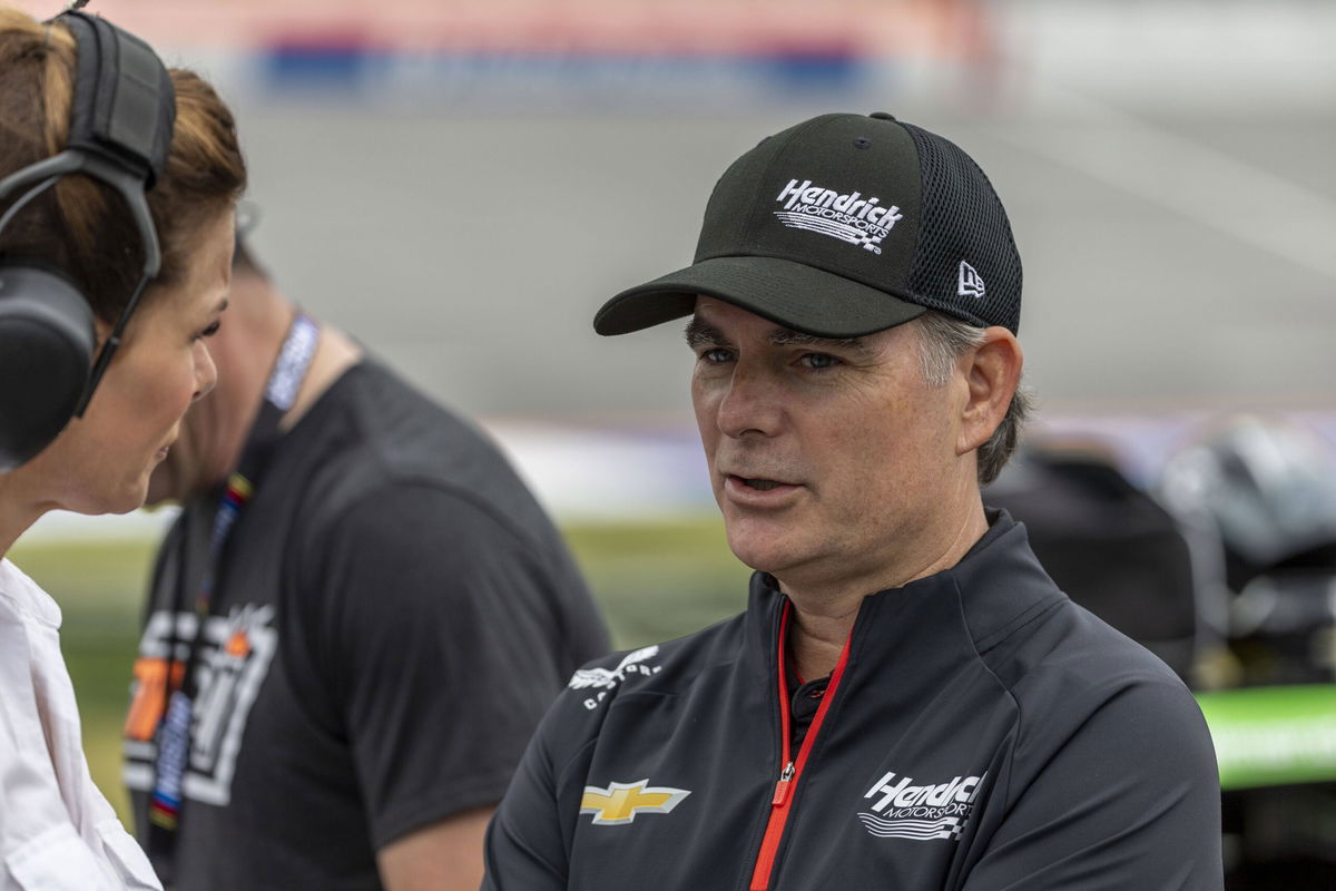 “I Got My Ass Kicked”: Jeff Gordon Sets Aside Past Regrets to Issue Rare Support for NASCAR