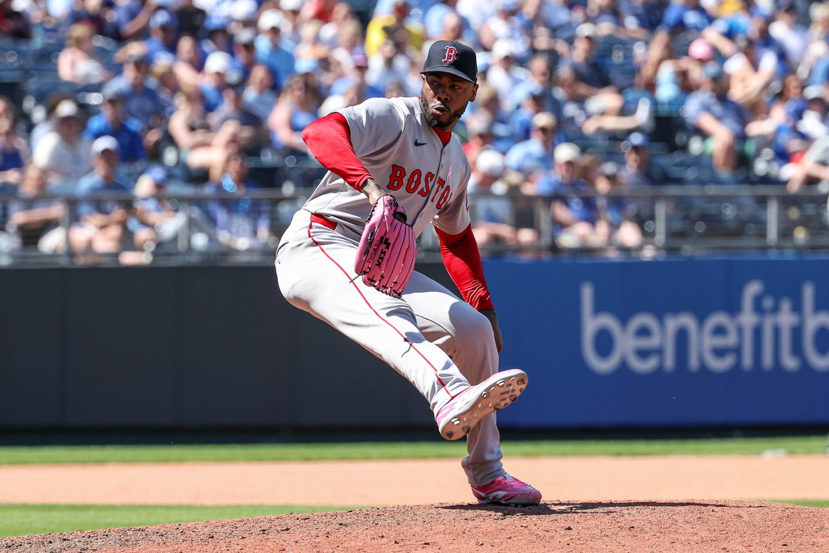 Aroldis Chapman Demands Brian Cashman’s Apology as Yankees Return Rumors Intensify
