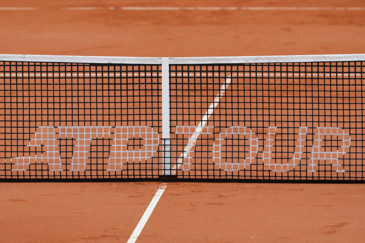 Crowd Chaos Forces Umpire to Step In During Match
