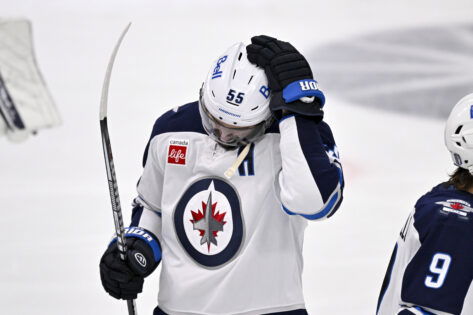 Unseen Pictures Of Mark Scheifele’s Late Father Drops As Another Winning Jets Dad Mourns: “RIP”