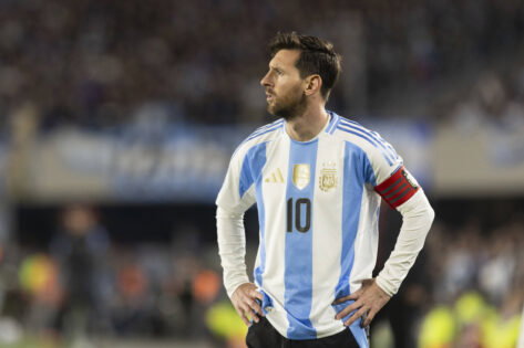 Argentine win sparks debate: Giants slams FIFA over controversial Swiss decision.