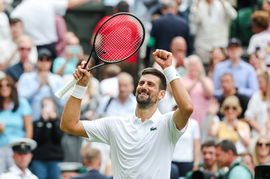 Wimbledon  2025 Day 8,  Alex de Minaur v Novak Djokovic