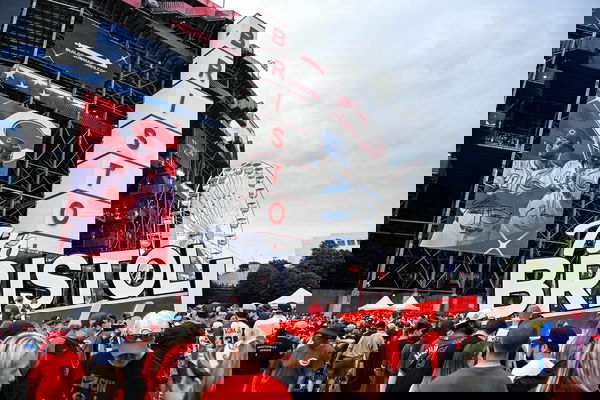 MLB: Speedway Classic-Atlanta Braves at Cincinnati Reds