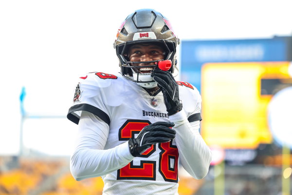 NFL 2025: Buccaneers 17: 14 Steelers