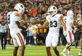College Football 2025: Auburn 38:24 Baylor