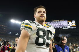 NFL: Washington Commanders at Green Bay Packers
