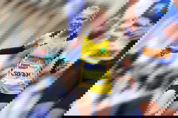 Ava Crean on her way to crossing the finish line to win the Women&#8217;s national title at the 2025 Irish Life Dublin Marathon 26/10/2025