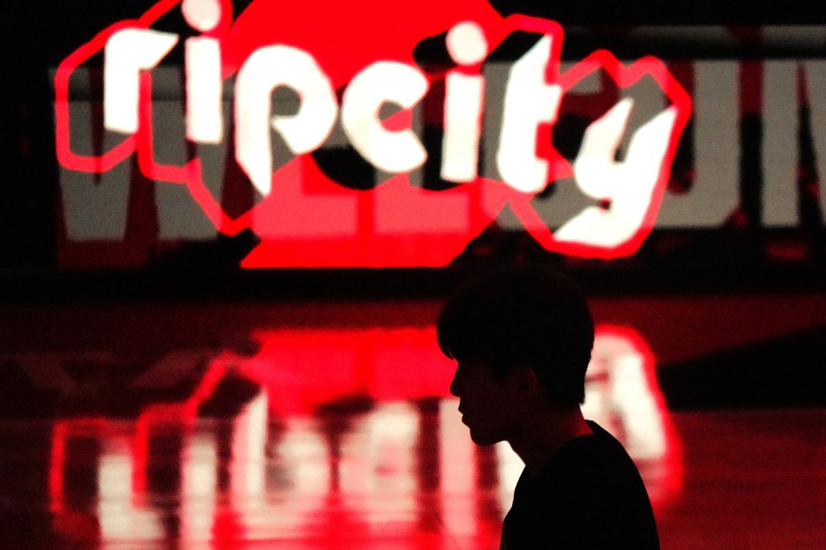 Investigation Launched After Blazers Broadcaster Loses Job Over Racial Comments
