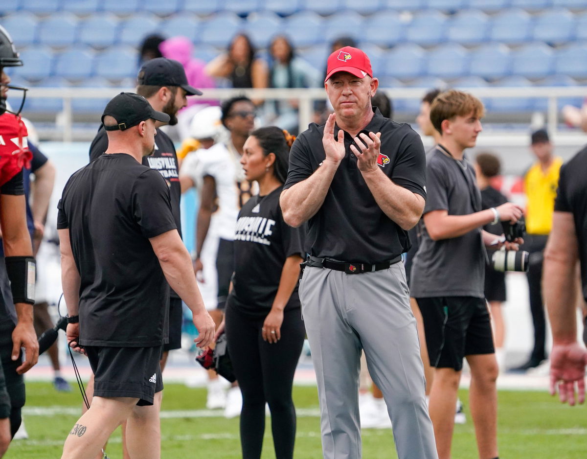 Jeff Brohm Clears Up Rumors on Michigan Head Coach Job Status After ‘Direct Contact’ Reports