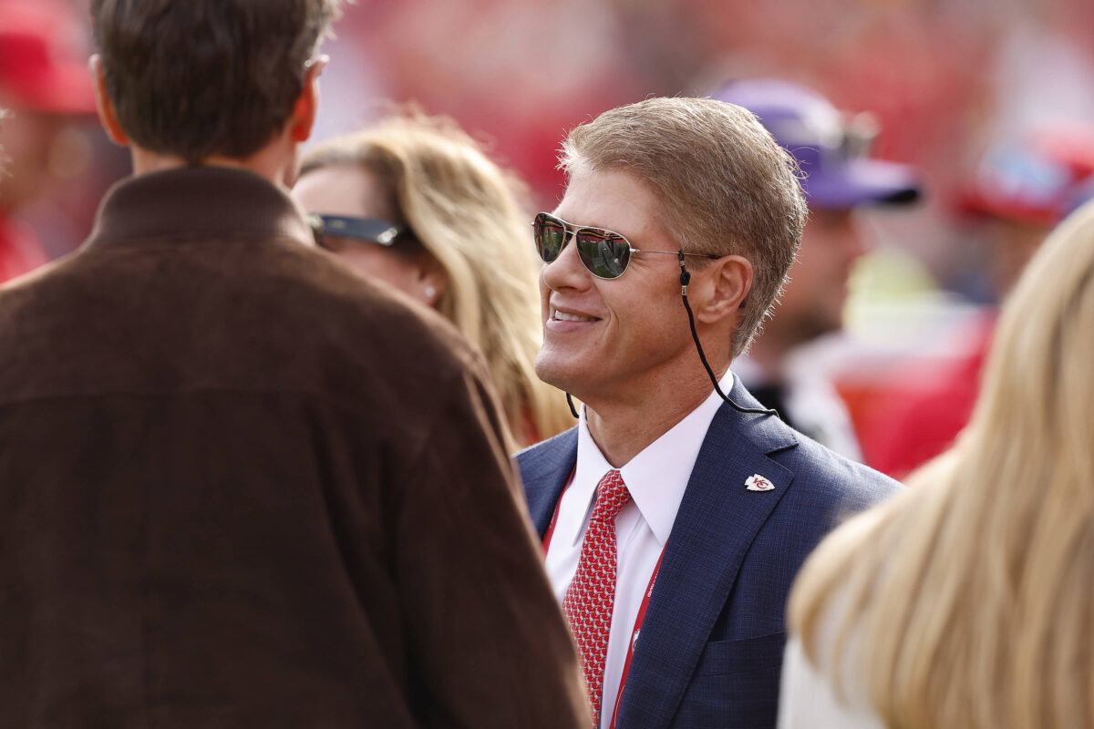 Greedy:" Clark Hunt Under Fire For Arrowhead Stadium Exit Amid Chiefs' $3B Kansas Move - EssentiallySports