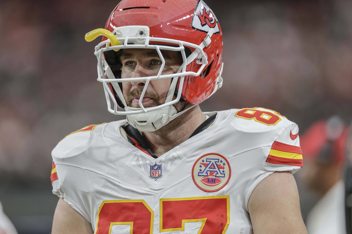 Ex-Chiefs QB Pitches Ideal Travis Kelce Successor With No.9 Pick