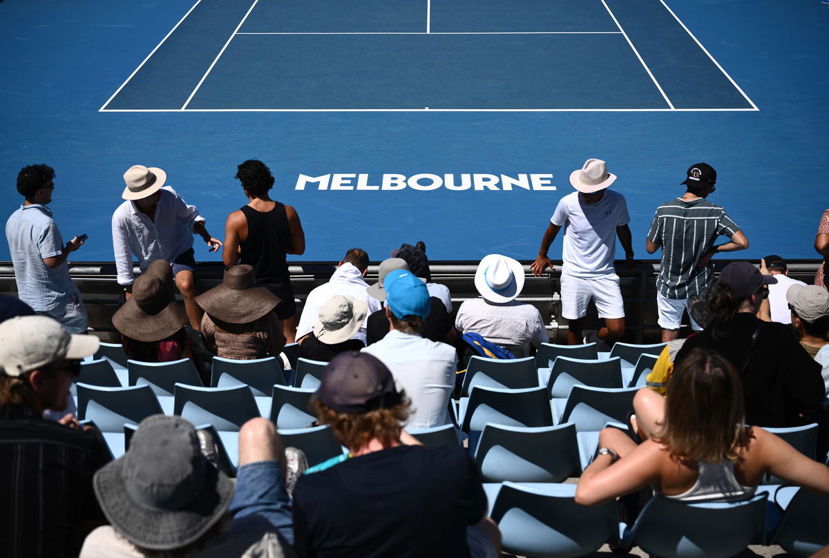 Australian Open Hit by Heatwave as Officials Suspend Play Across Courts
