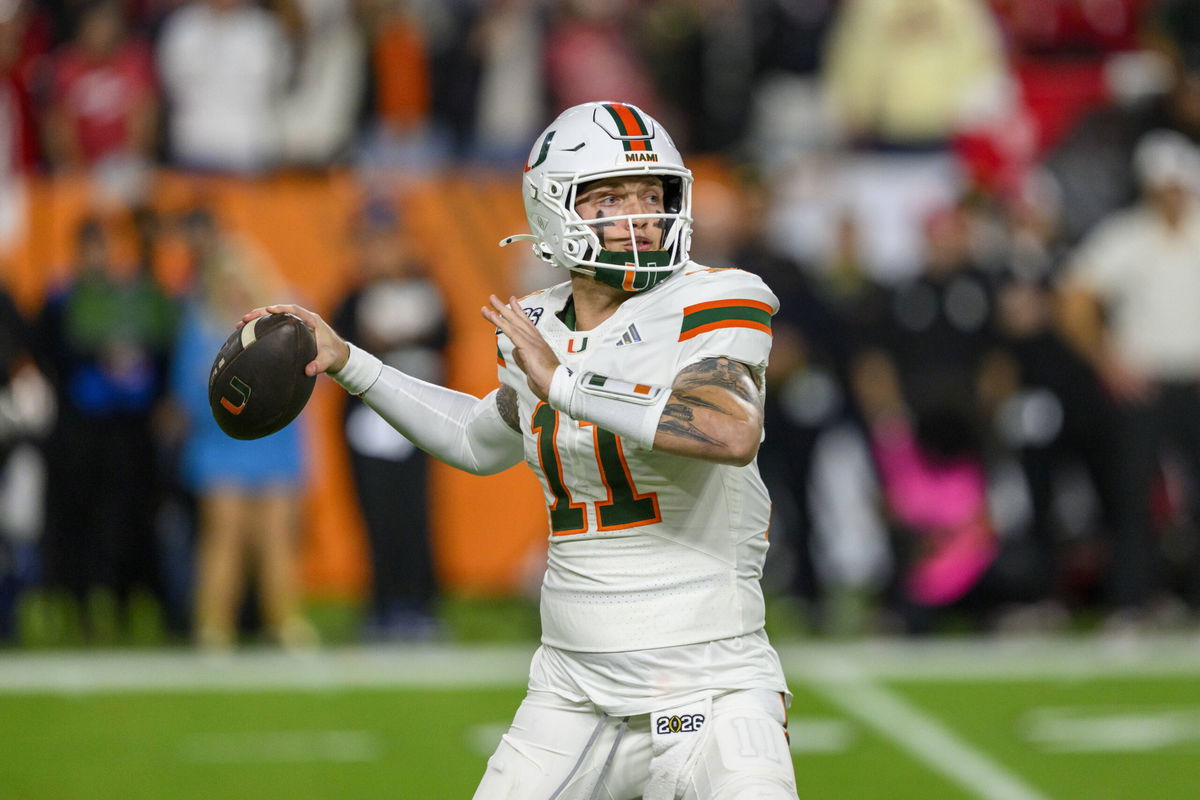 NFL History-Making QB Makes Alarming Carson Beck Comment to Go Against Georgia Alum