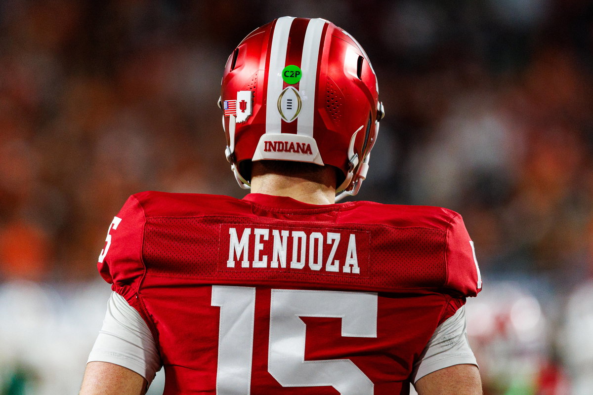 “He Looked Like a Rookie”: Things Get Heated on Live TV Between Ex-Panthers Star and ESPN Analyst Over Fernando Mendoza’s Debut