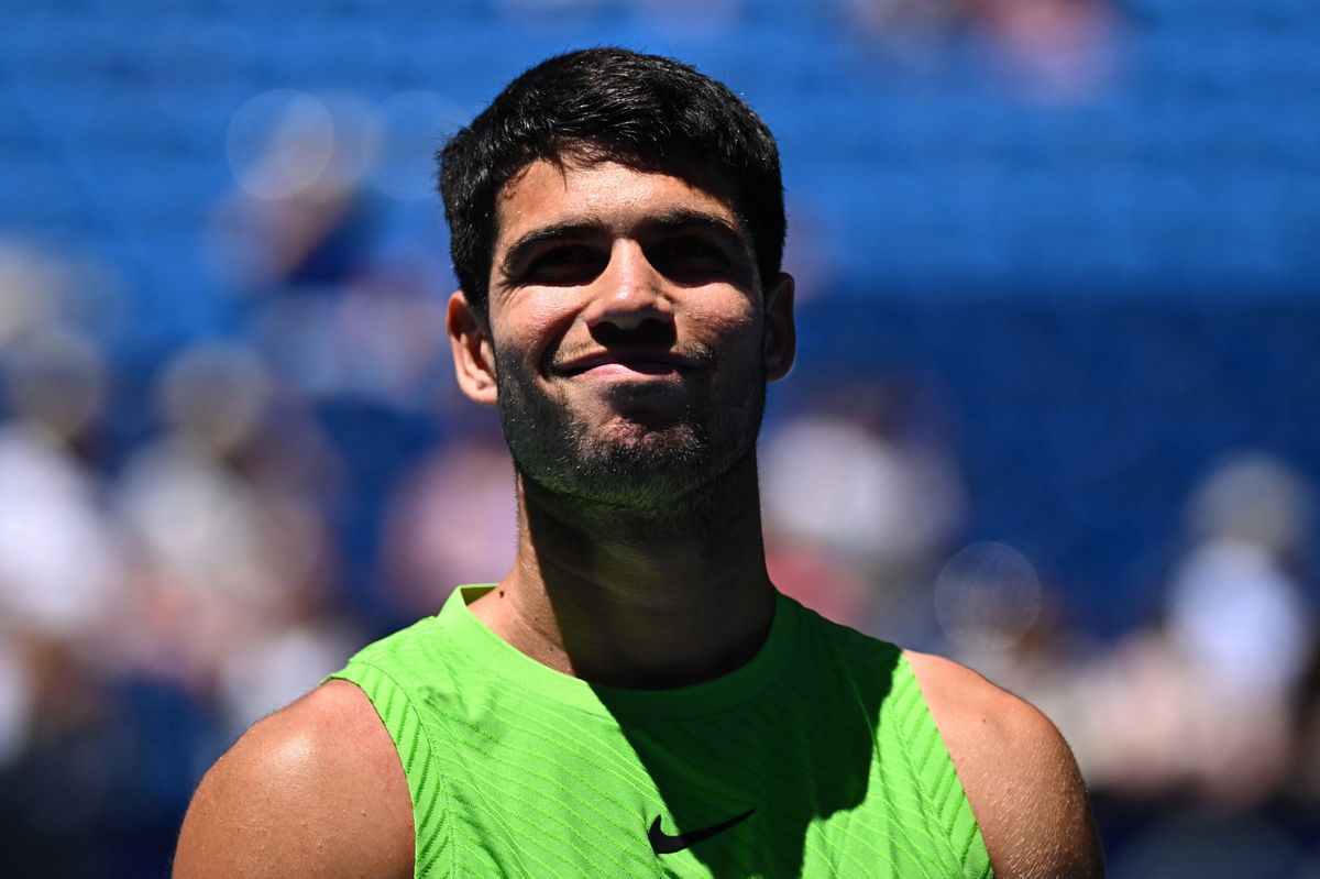 Carlos Alcaraz Shows Class as Chair Umpire Draws Heavy Boos in Alex de Minaur’s Australian Open Match
