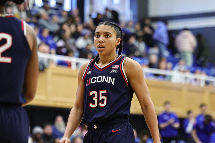Azzi Fudd’s Mom Turns Heads With Spot on Georgetown’s Elite List ...
