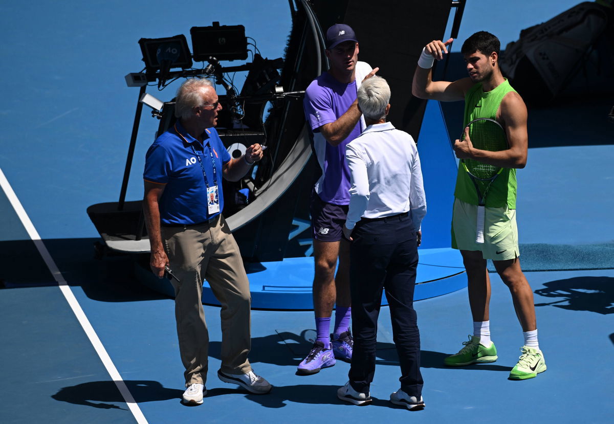 Carlos Alcaraz’s Australian Open Match Halted After Medical Emergency Required Mid-Match