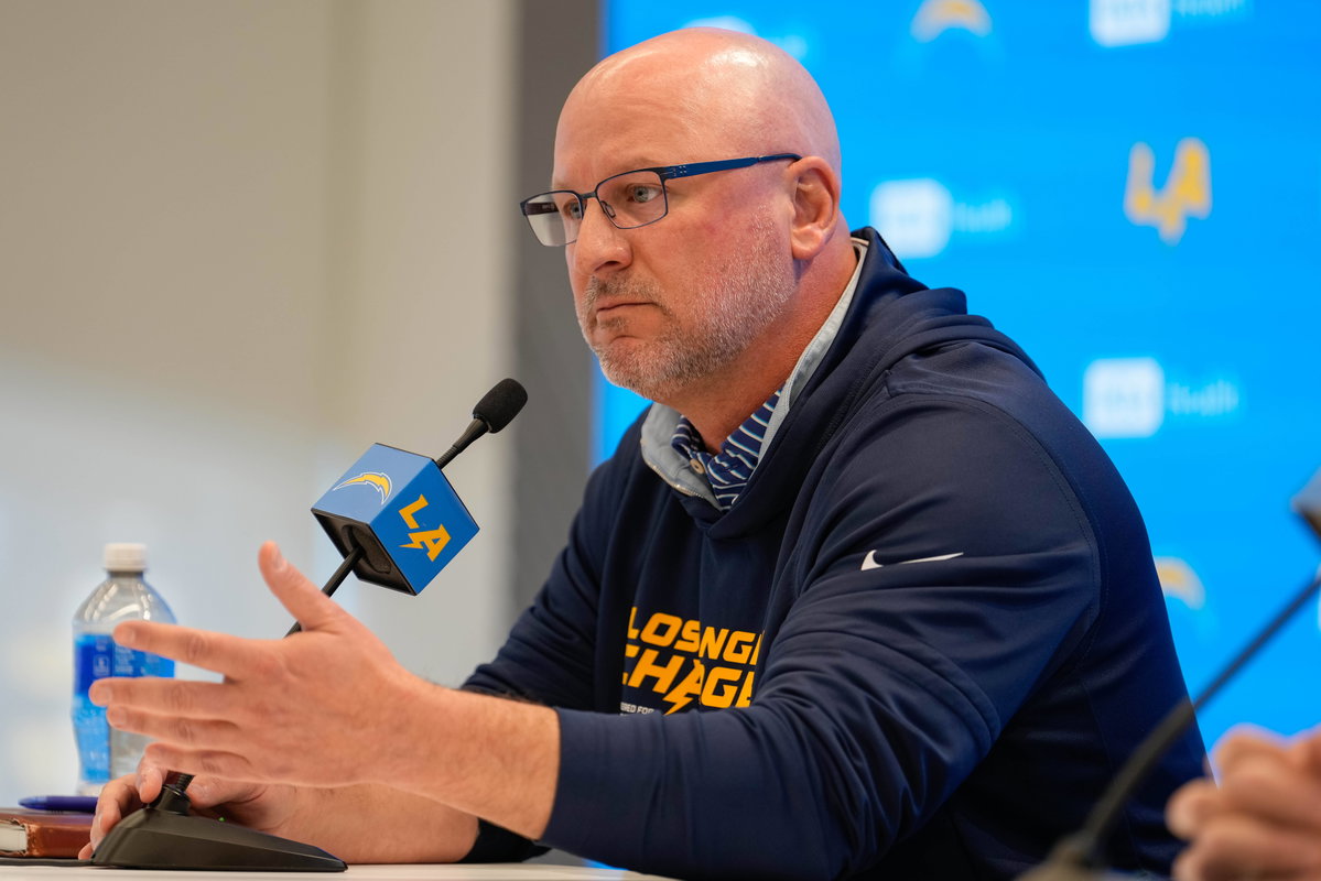 “Should’ve Been Canned 2 Years Ago”: Ex-Chargers Player Blasts GM Joe Hortiz After Defending Justin Herbert