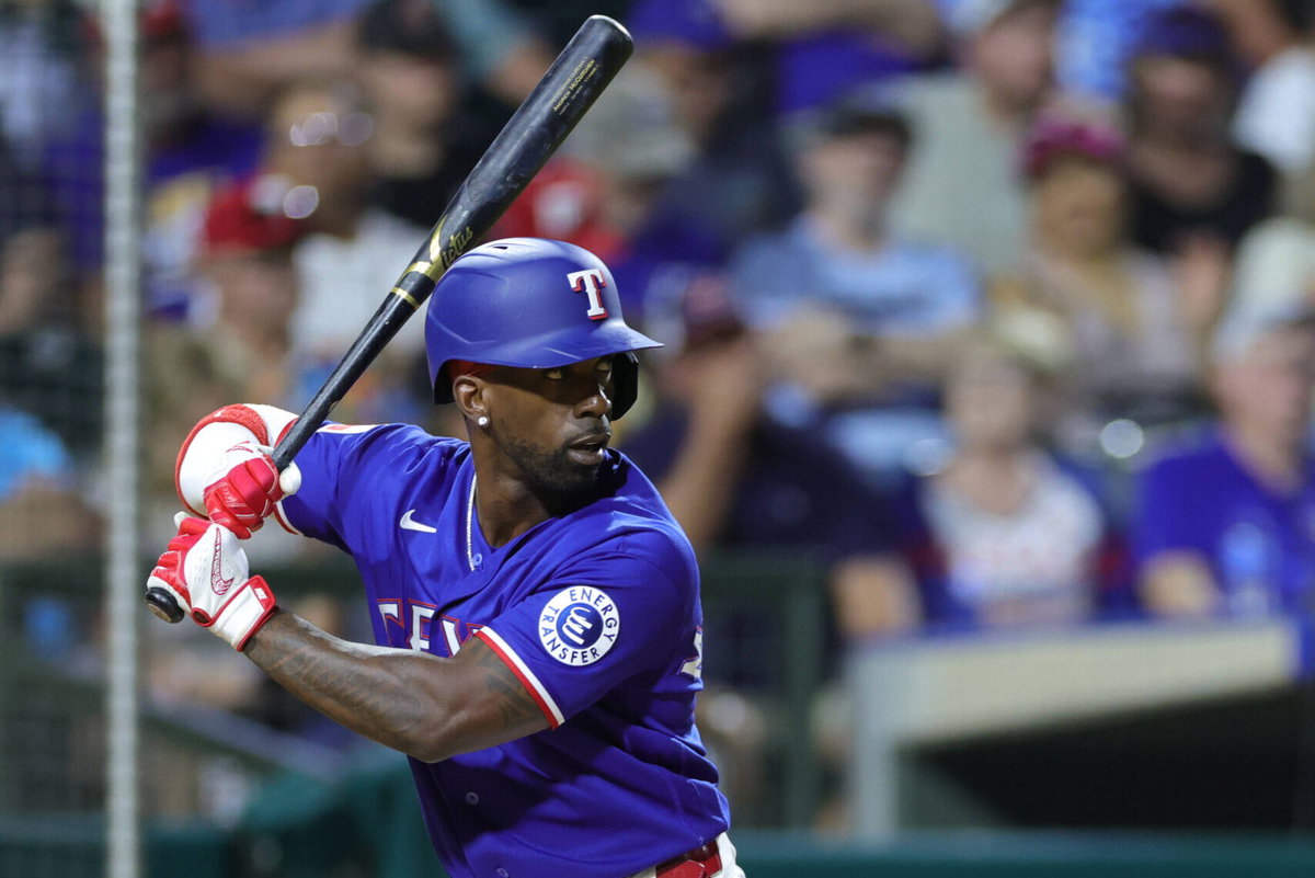 “I’m Sorry” – Andrew McCutchen Publicly Apologizes to Angry Fan After Class Act in Philadelphia