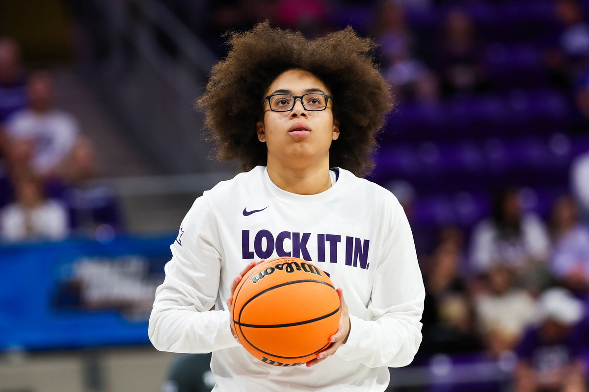 “Gonna Be a Problem”: Blunt Verdict Emerges on Olivia Miles From Lynx Locker Room