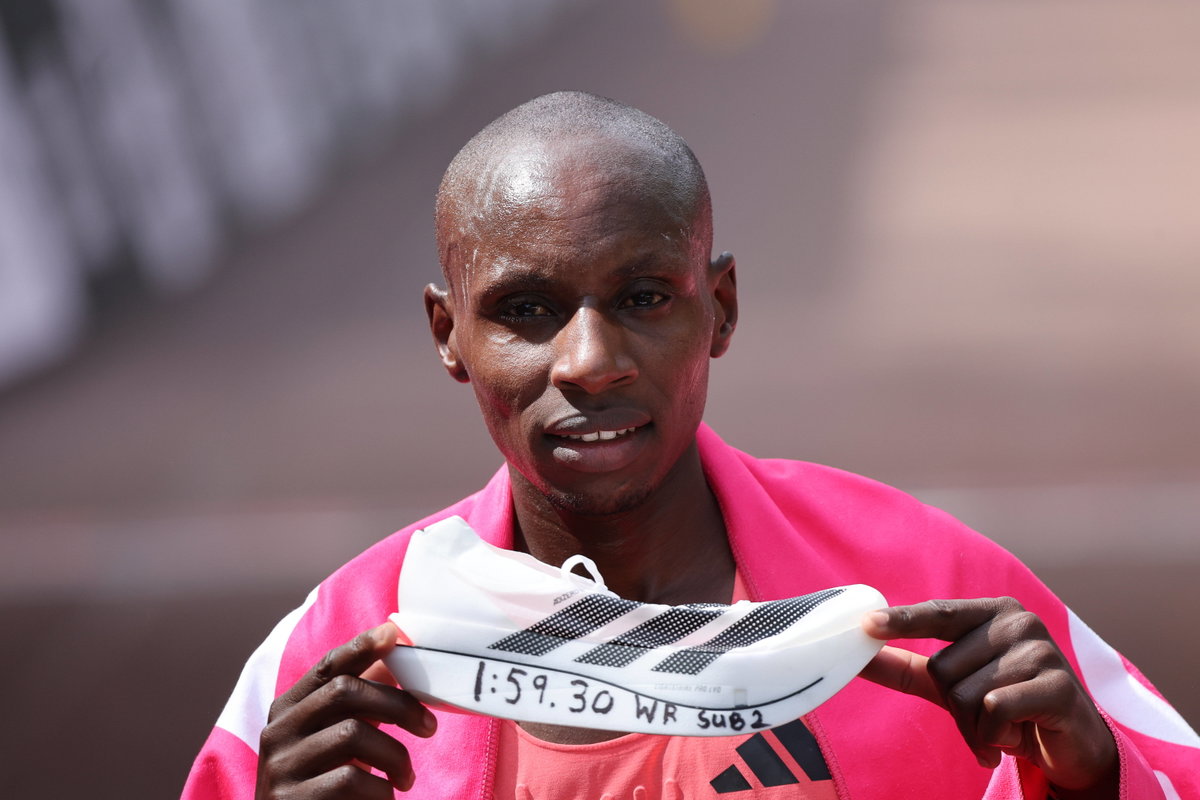 World Record Holder Announces Sad Update Regarding Next Race Following Injury