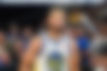 Stephen Curry biting his mouth guard