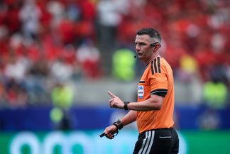 Michael Oliver